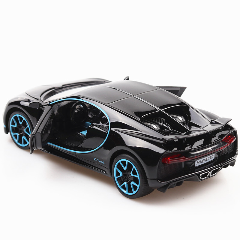Model Superauta Chiron w skali – Photography Lighting Simulation recenzja i cena